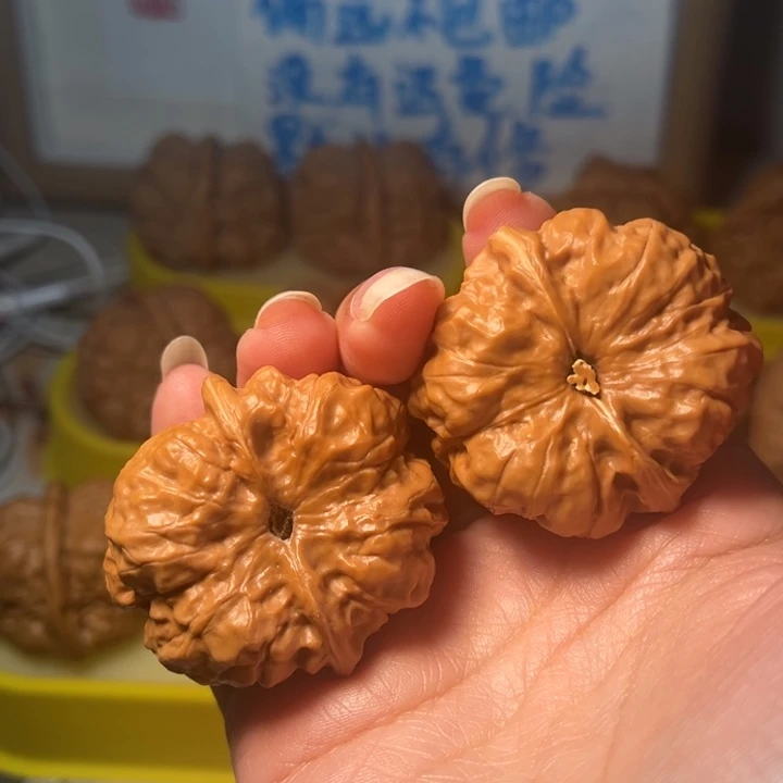 核桃周 蛙蛙38。。。。。。
