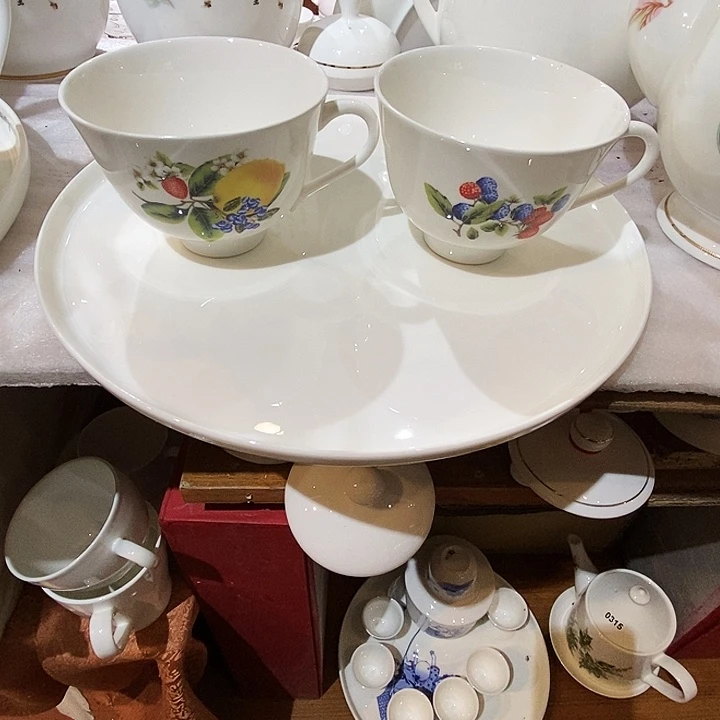 *****骨质瓷库存产品杯各2托1