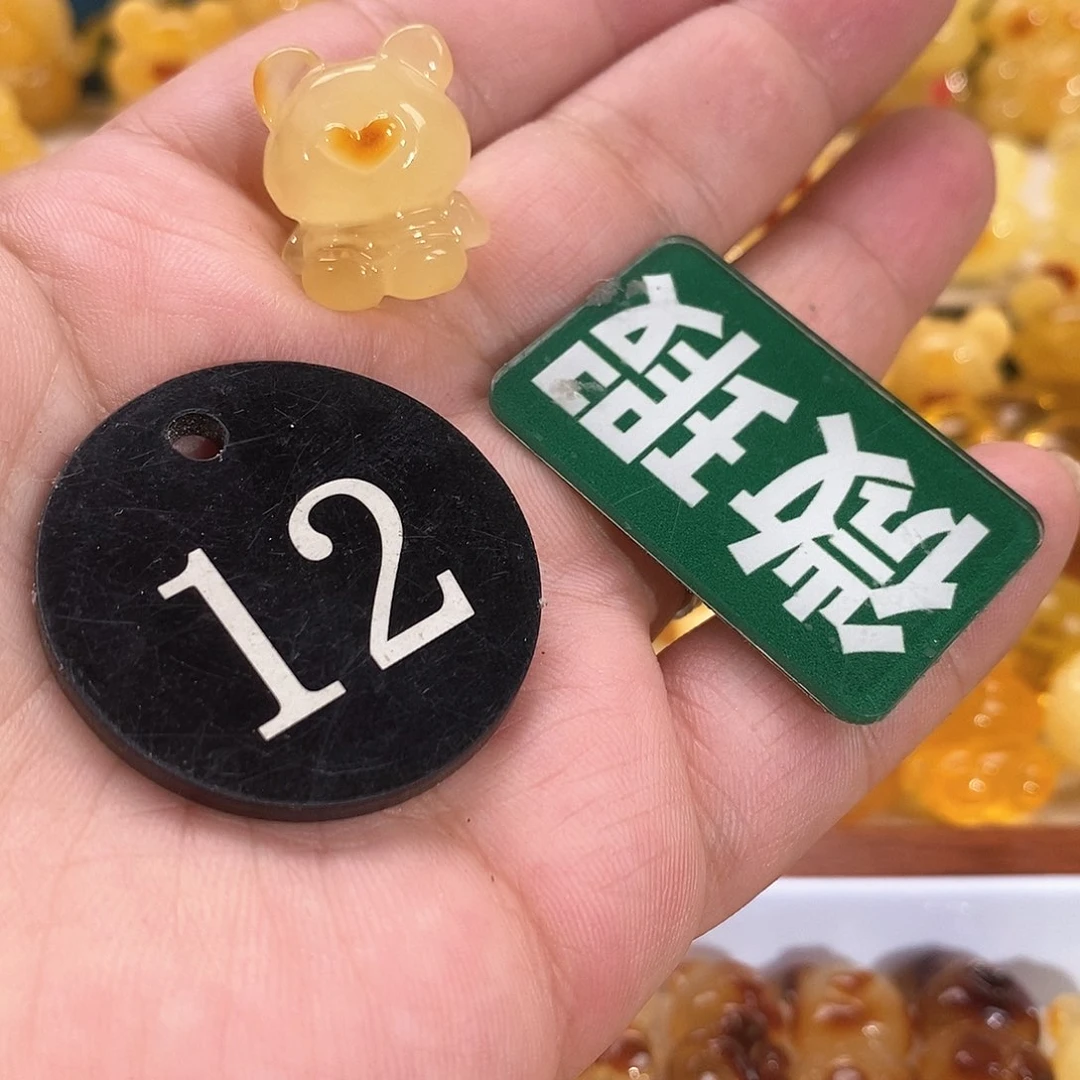 琥珀颈饰未镶嵌雅**赏裸石