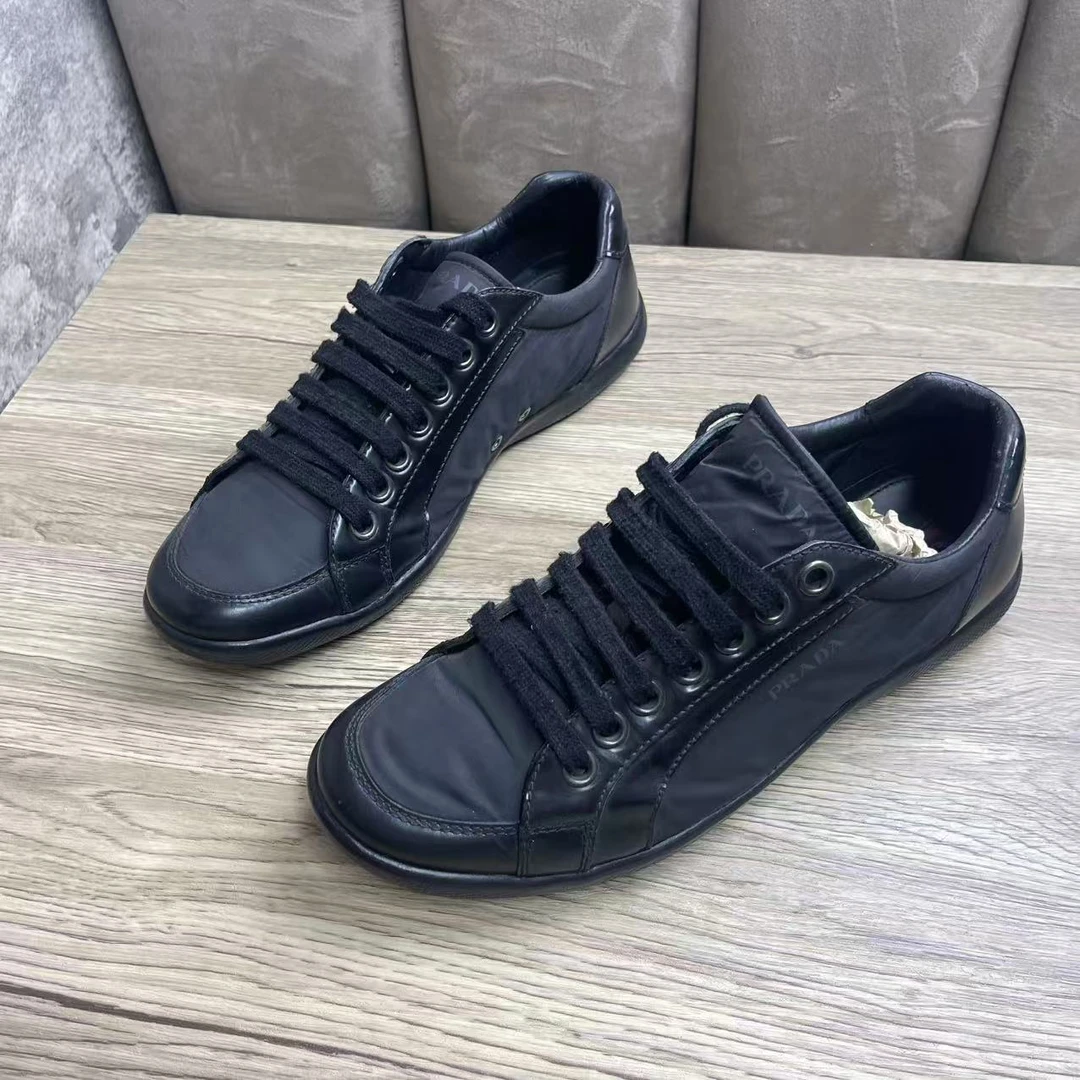 95新 Prada/普拉达 黑色网面侧边logo时尚百搭板鞋 39.5码/捡漏