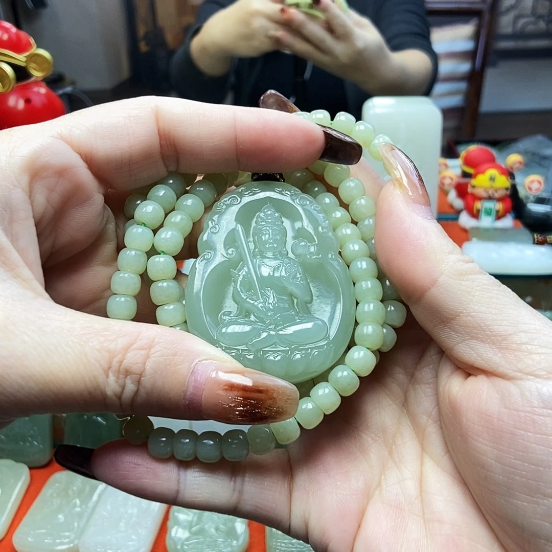 颈饰未镶嵌和田玉香*