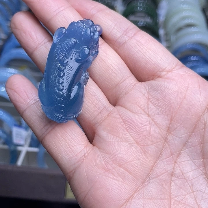 月***，非金属硅胶海蓝貔貅吊坠