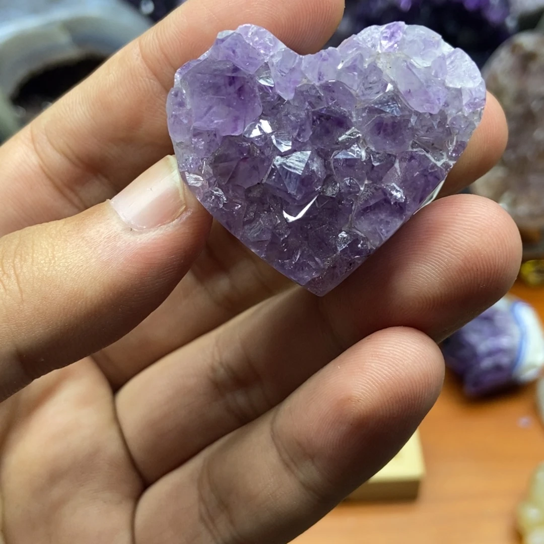 未镶嵌水晶大型摆件（非配饰）