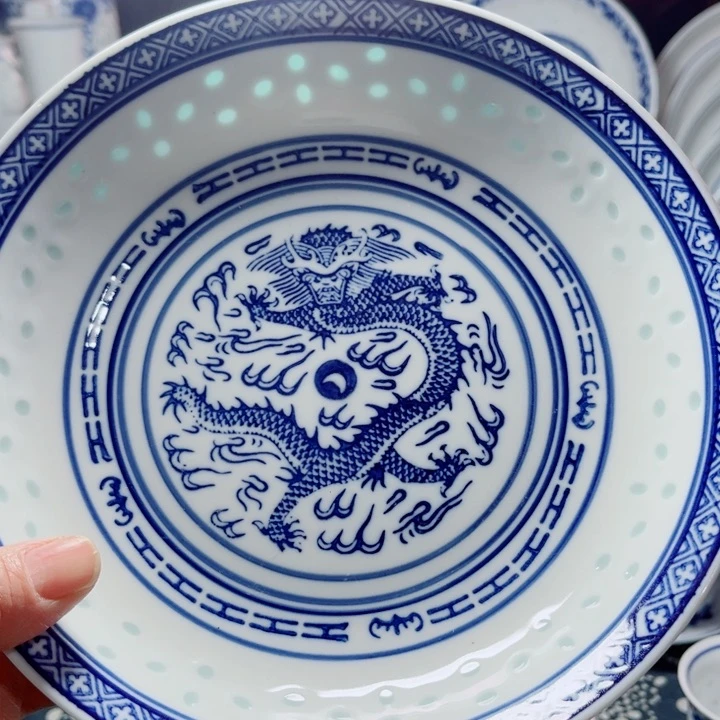 青花玲珑8寸窝盘龙纹