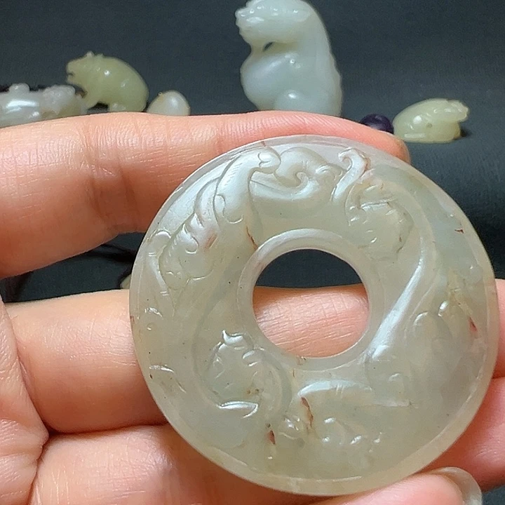 彭***邦和田玉未镶嵌把件