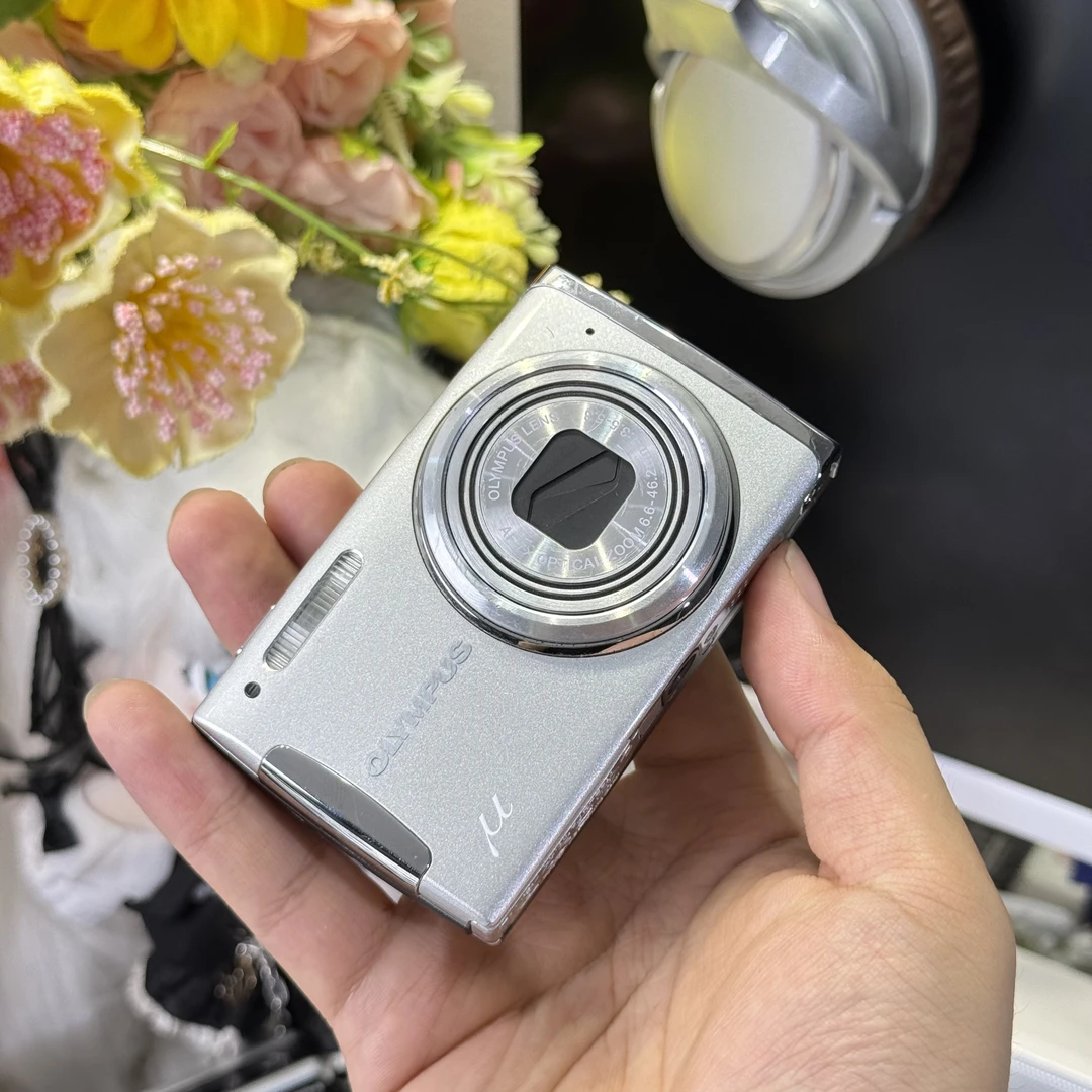 9新 Olympus/奥林巴斯 奥林巴斯u1060冷白皮柔焦千万像素带配件