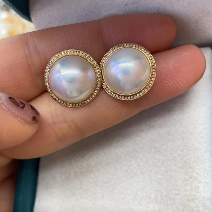 拼合珍珠（马贝珠）耳饰18K金镶嵌