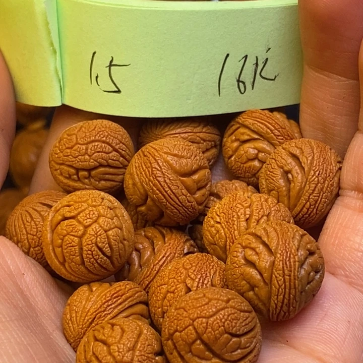 吊坠桃核秦岭龙纹桃核1