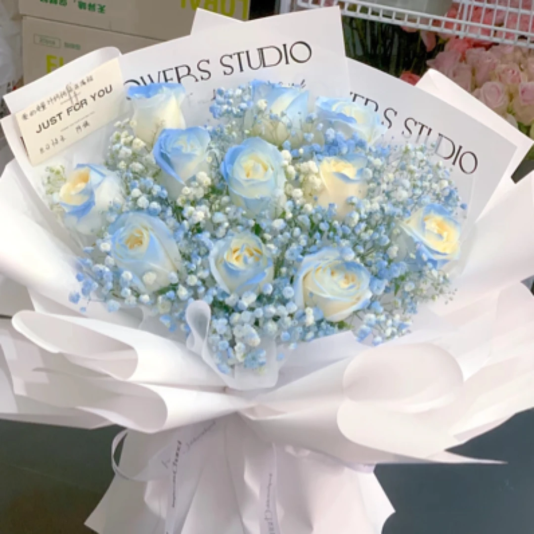 《心动时刻》11朵碎冰蓝花束