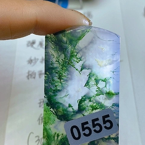 未镶嵌颈饰玛瑙/玉髓长*树