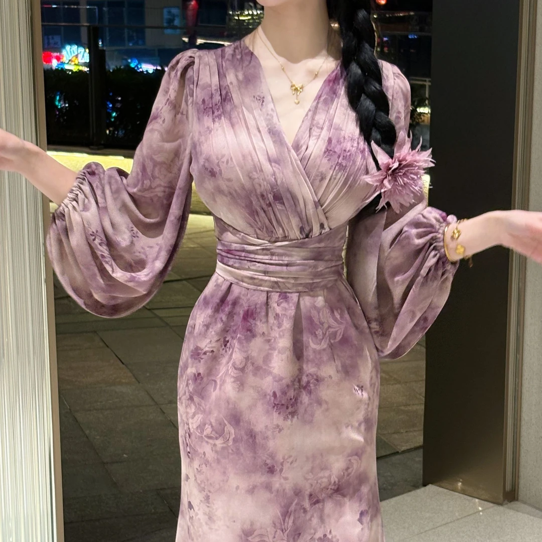 LHMknk1画报夫人原创约会日常温柔喇叭袖连衣裙 紫海神明少女