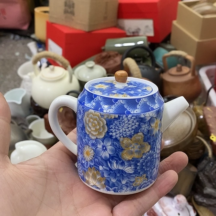 陶瓷艺术品及陶瓷制品