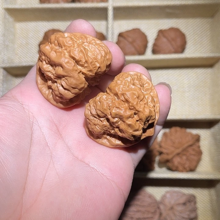 文玩核桃把件存*43蛤蟆头