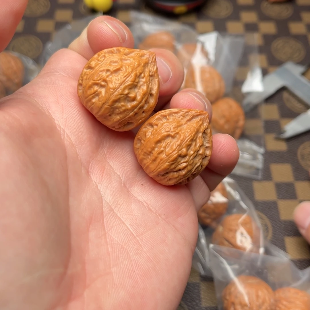 文玩核桃把件1500000000