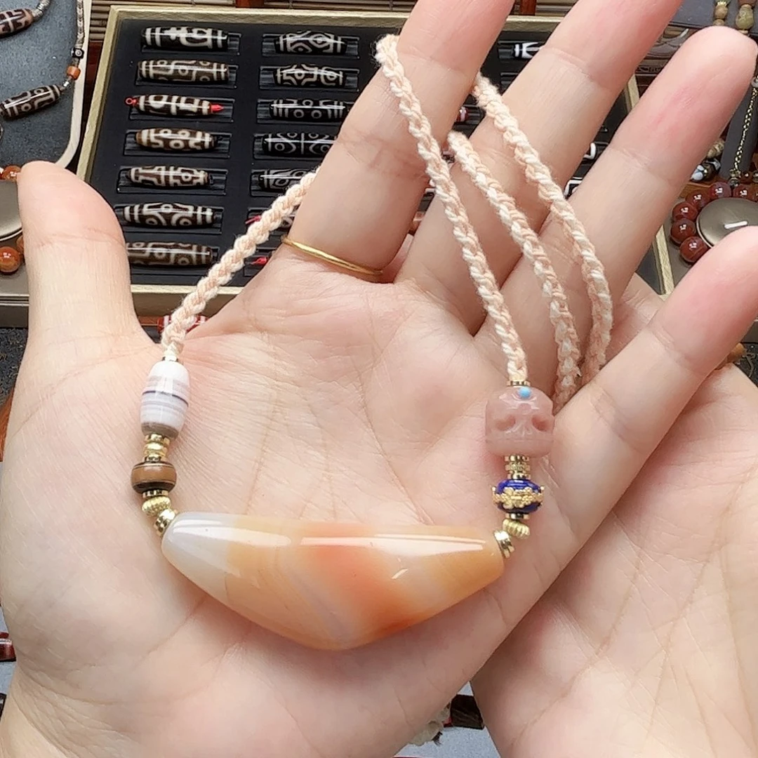 玛瑙/玉髓合金颈饰