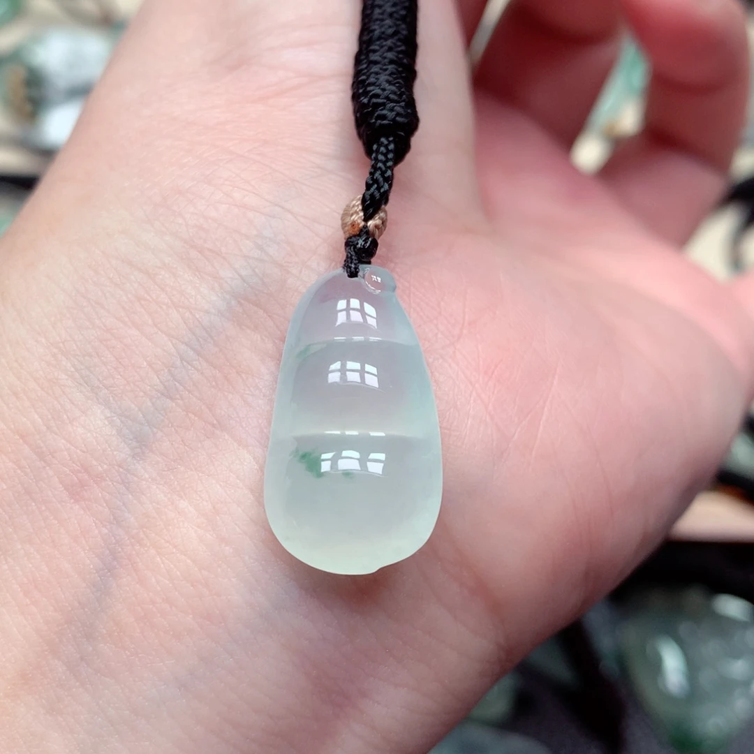 颈饰未镶嵌翡翠豆子