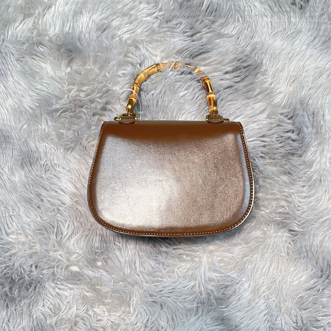 手工时尚真皮l枕头百搭女包  竹节  0239