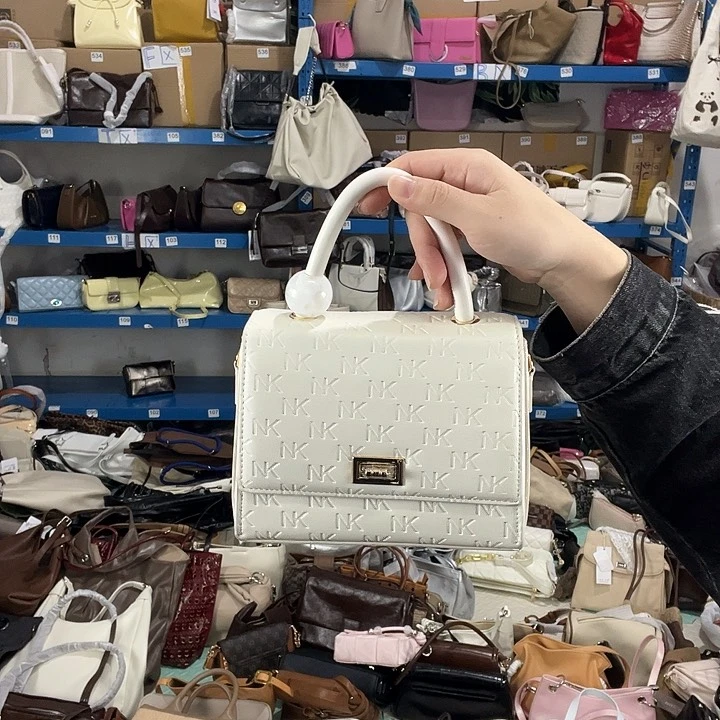 猪剖层皮革125健健康康平平安安