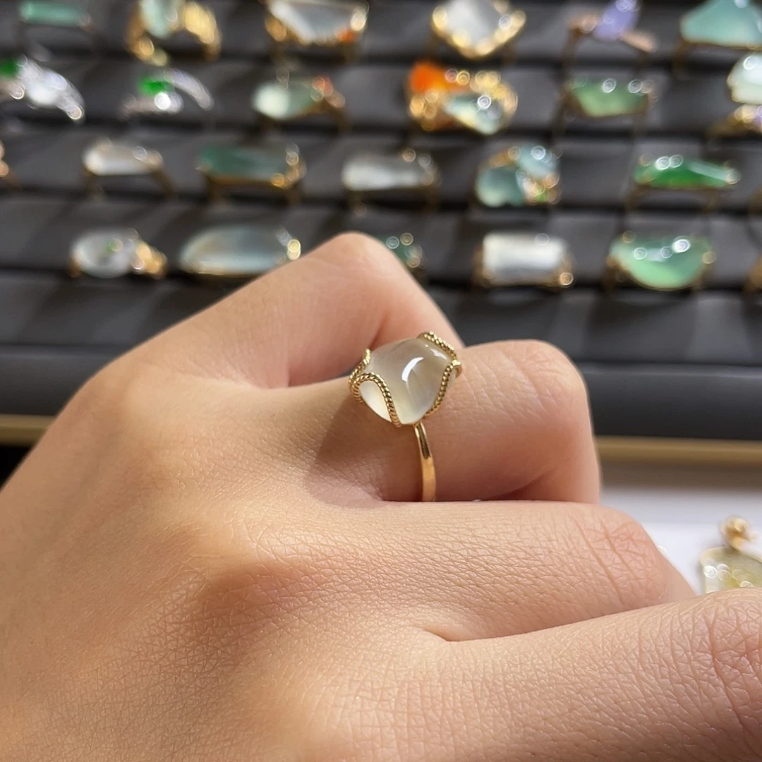 翡翠18K金镶嵌戒指冰糖随行戒指 48小时鉴赏