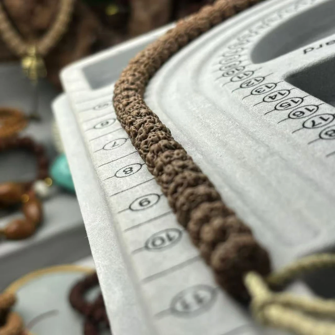 《大嫂》定制级勿里达纯血老树王手持10-11mm左右+礼盒