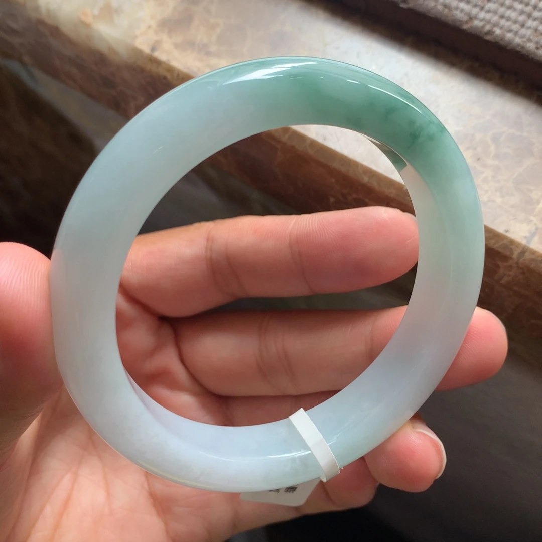 翡翠手镯未镶嵌7号