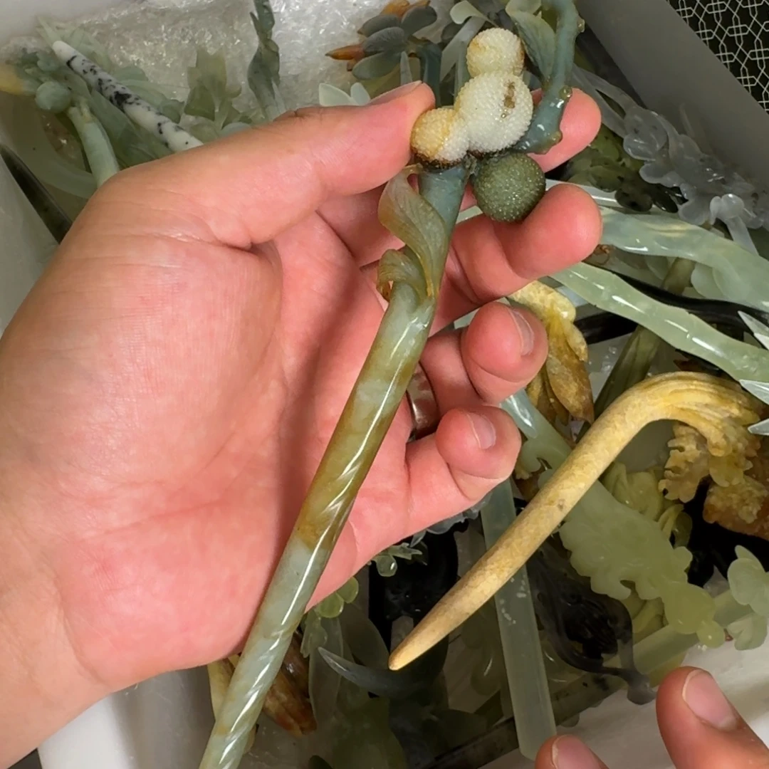 蛇纹石玉未镶嵌发饰