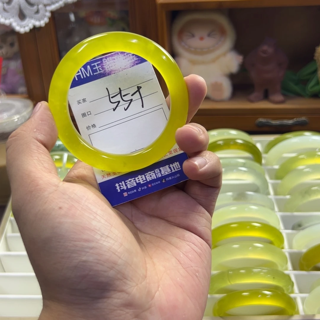 蛇纹石玉未镶嵌手镯402