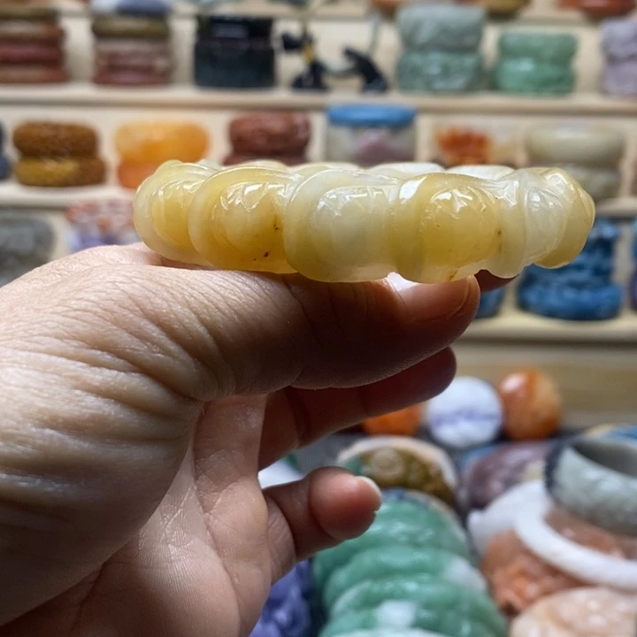未镶嵌手镯石英质玉