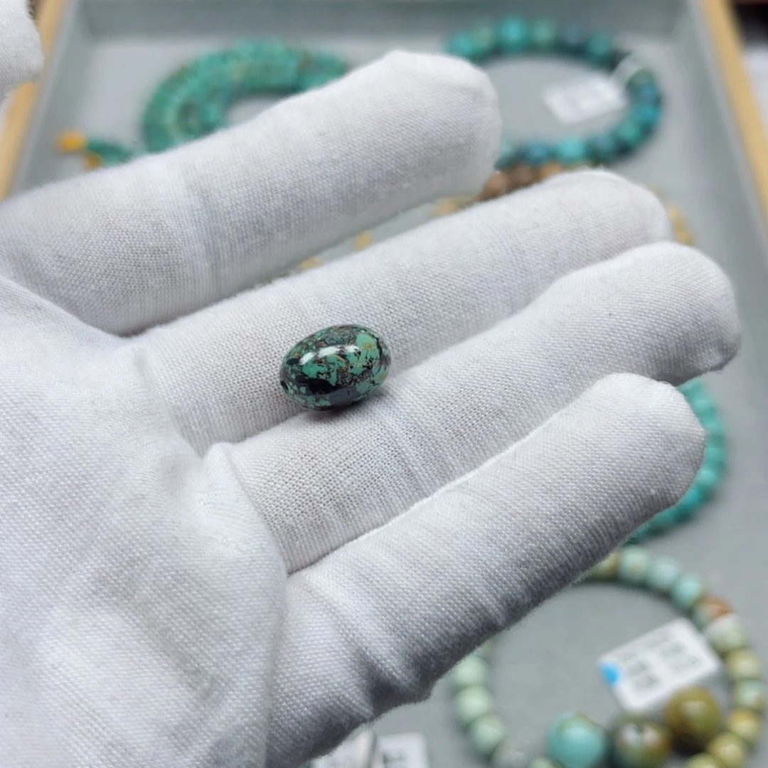 绿松石未镶嵌挂件