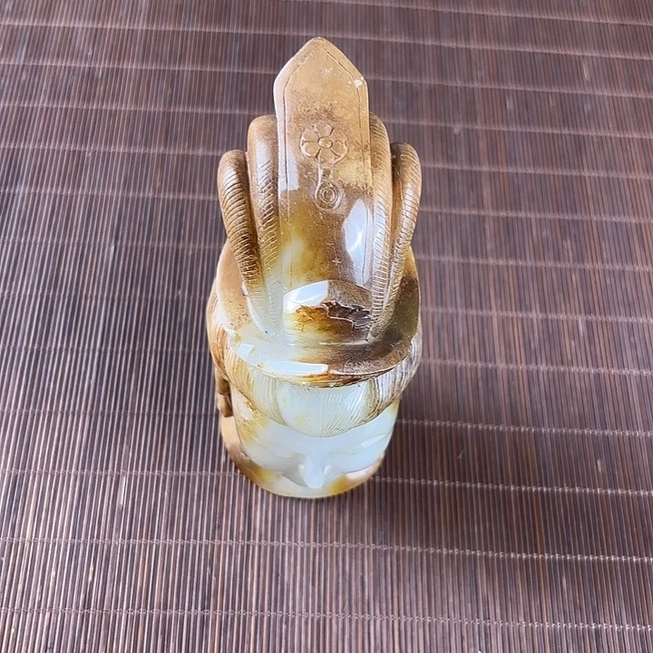忠***堂未镶嵌和田玉挂件