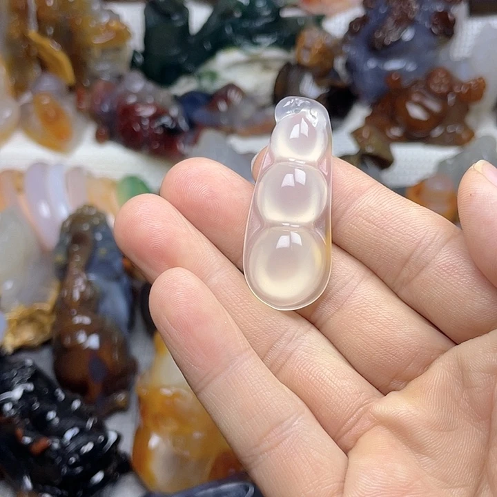 玛瑙/玉髓饰品未镶嵌