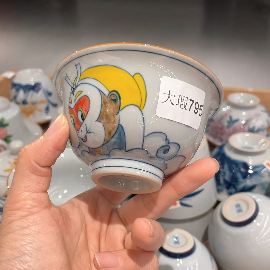 釉下手绘茶具微瑕