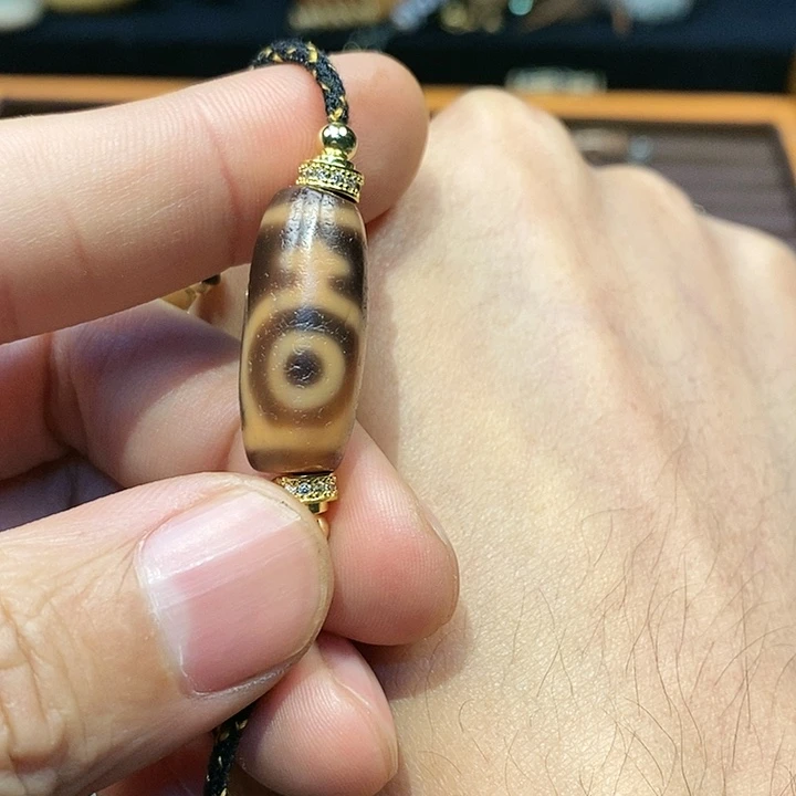 玛瑙/玉髓颈饰未镶嵌向****鸡