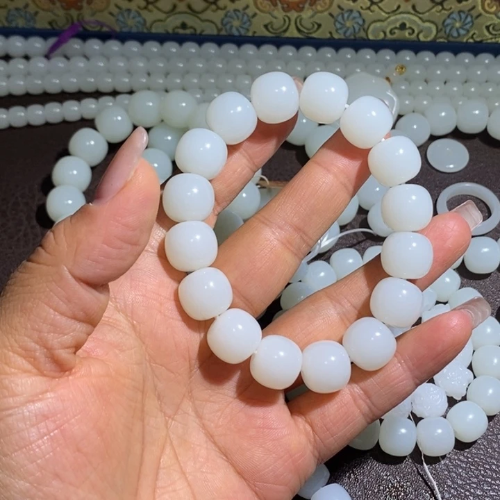 手链未镶嵌和田玉心**云