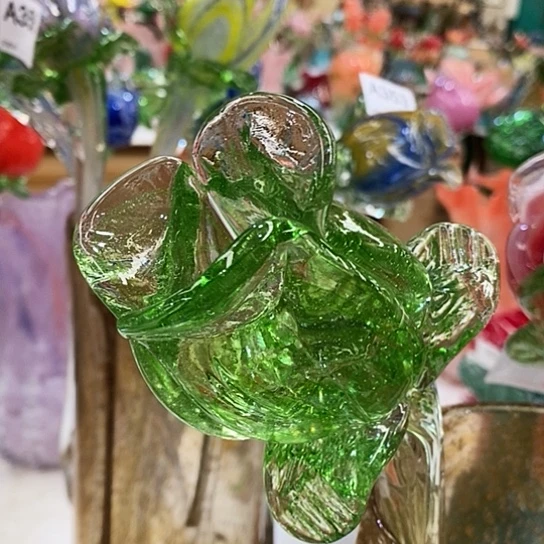 琉璃花瓶高50厘米宽6厘米