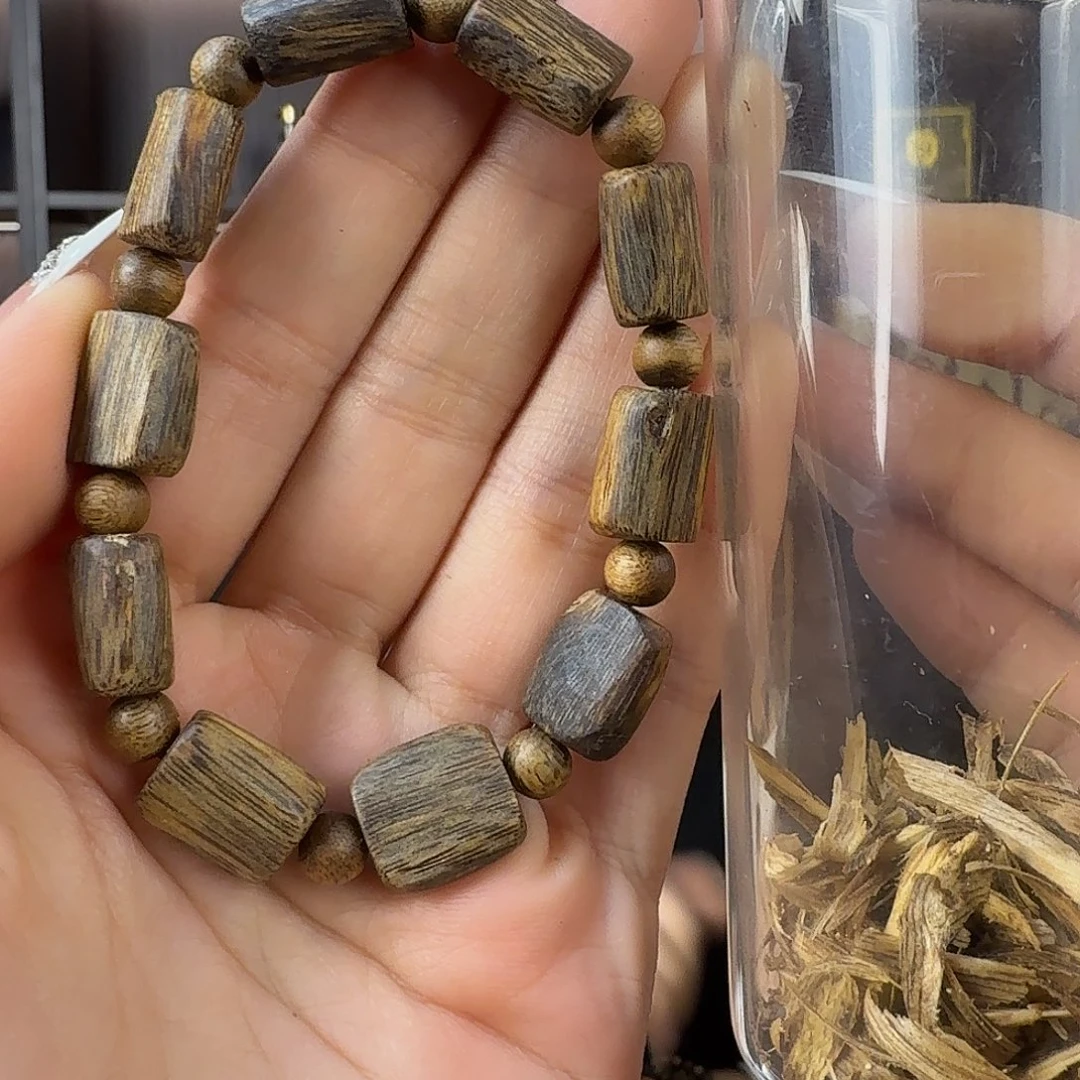 沉香沉香碎屑树心油+圆珠设计款8g+