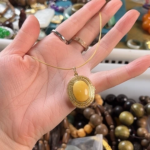 滴血莲花菩提吊坠