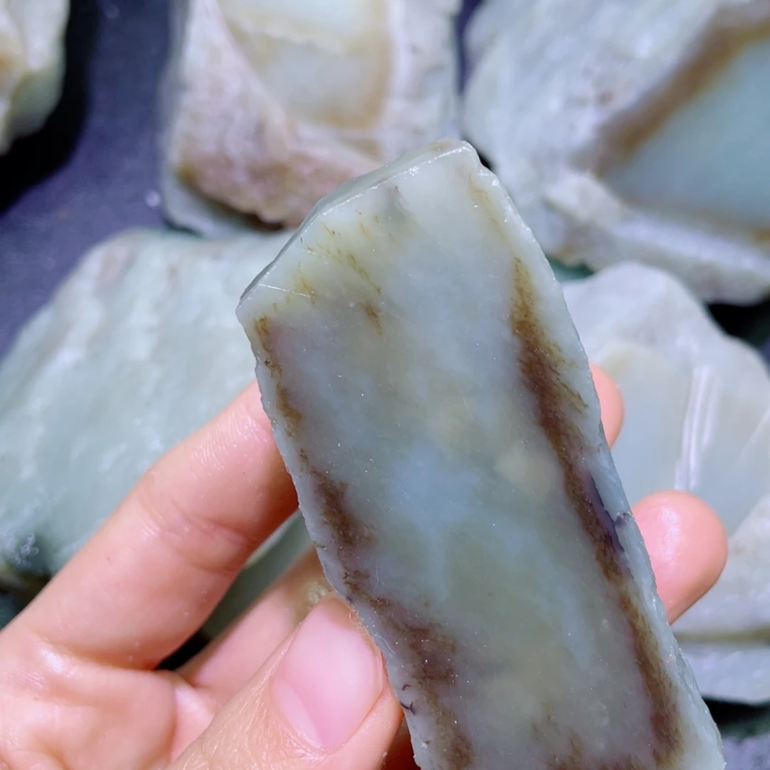 和田玉未镶嵌珠宝半成品