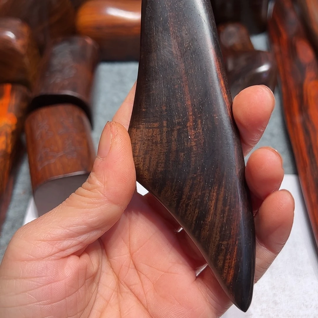 交趾黄檀（大红酸枝）我***8