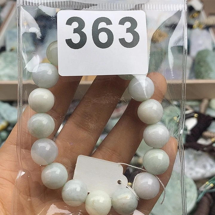 翡翠颈饰未镶嵌清*翡翠