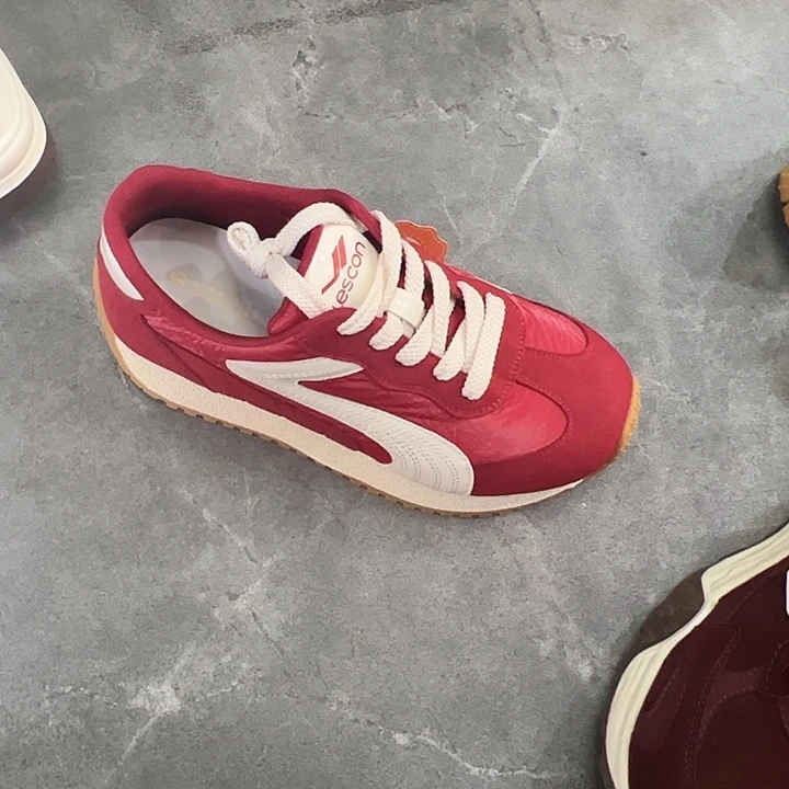 R11538293-9红色37码