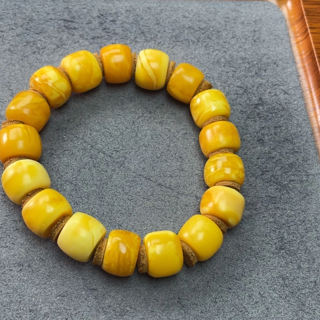 蜜蜡未镶嵌吊坠(不含链)