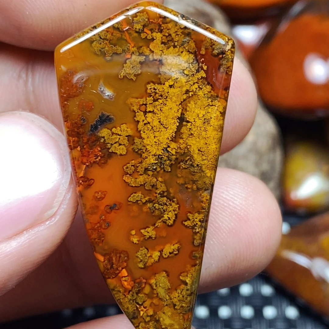 未镶嵌颈饰玛瑙/玉髓大**磊