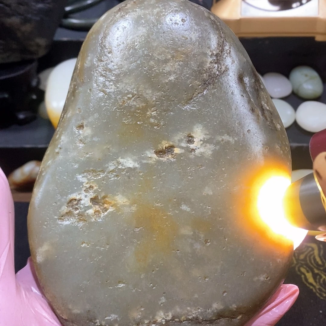 未镶嵌和田玉（糖玉）挂件