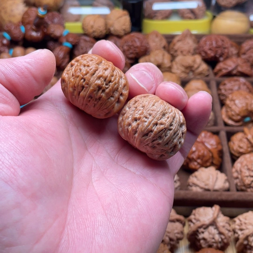 文玩核桃把件?****?铁锤狮子头