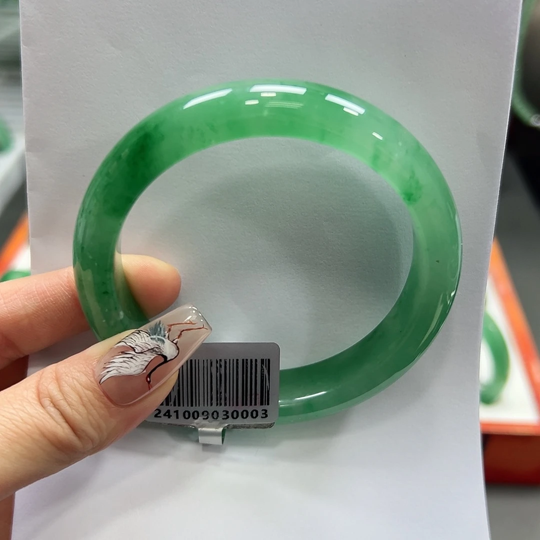 石英质玉手镯未镶嵌小*檬