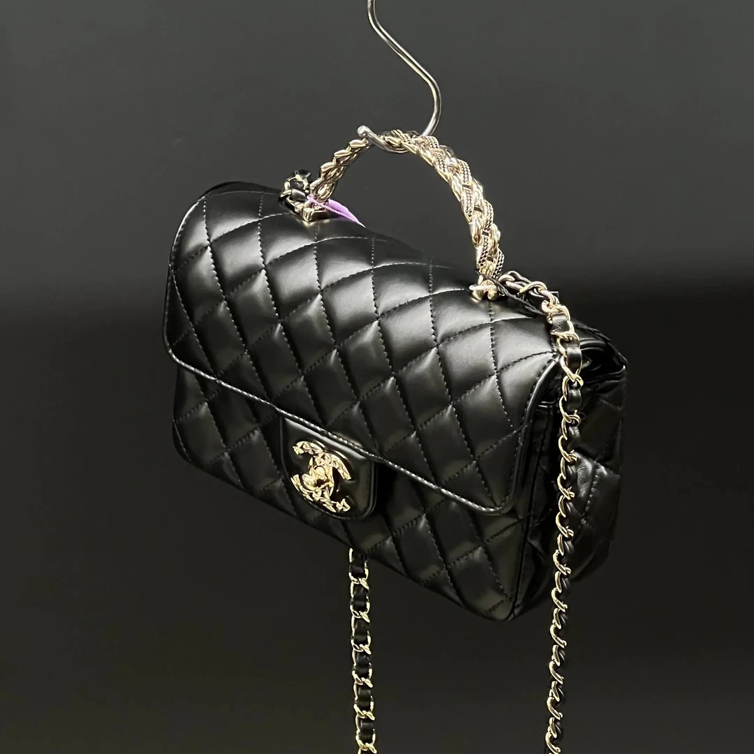 99新 Chanel/香奈儿 1765 24A麦穗手柄黑金大mini芯片款