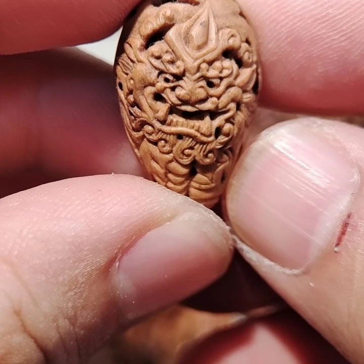 桃核三通貔貅一颗