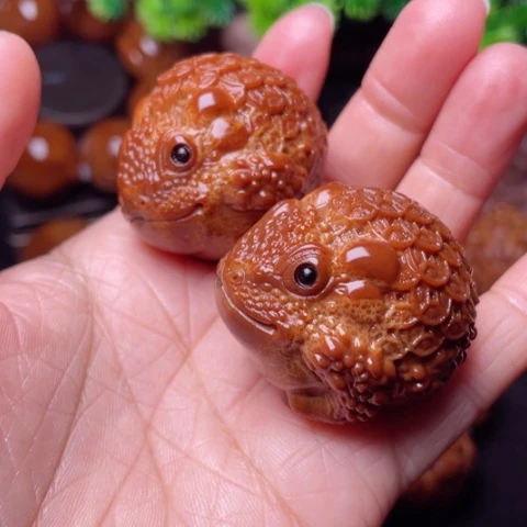 【闪购商品】手串/手链橄榄核没*37左右金币金蝉手球