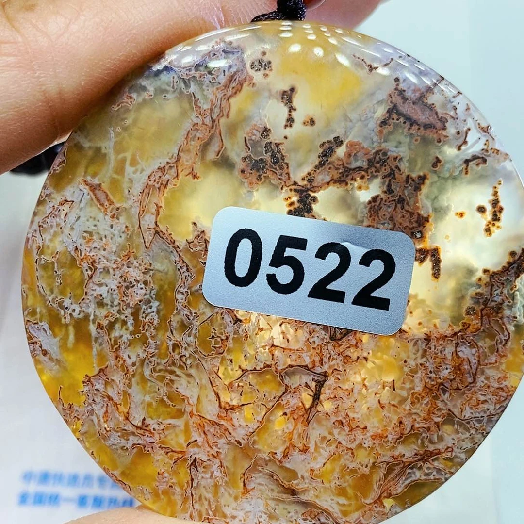 未镶嵌颈饰玛瑙/玉髓琴*